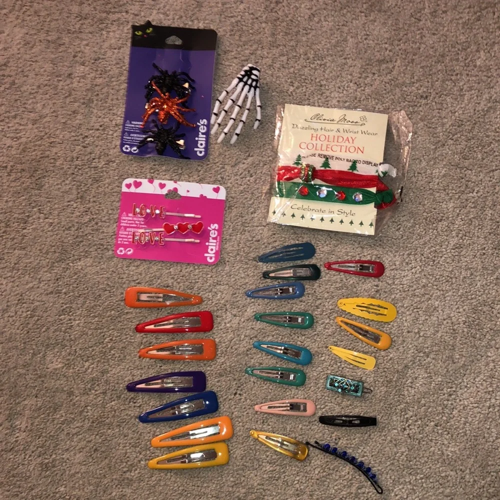Girls Kids Hair Accessories Barrettes,‎ clips hair ties Lot (32)